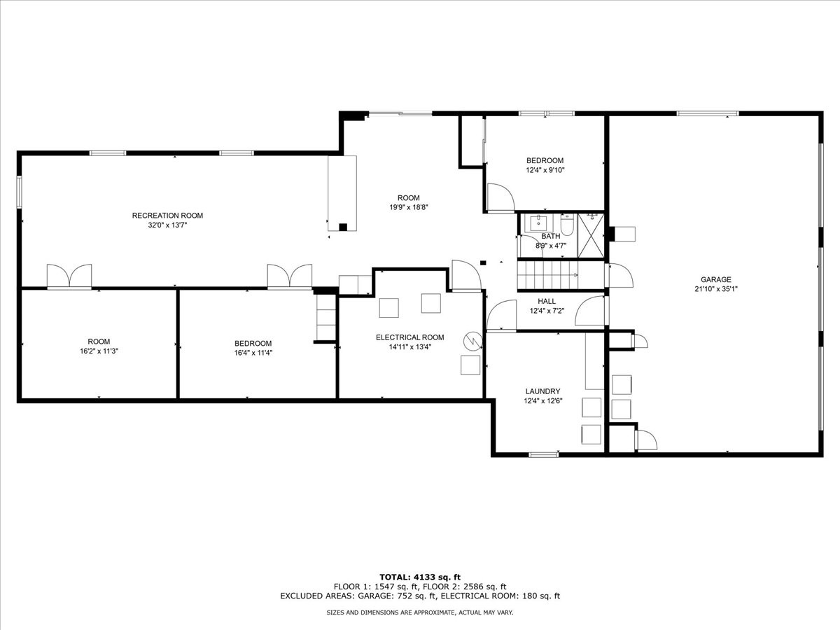 01-1st_floor_2_seaforth_lane_lloyd_harbor_with_dim